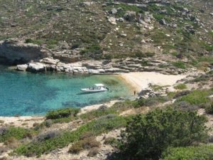 Agia Kyriaki beach | Ios Beaches | Ios Greece | Best beaches in Greece | Manganari beach Ios | Ios Mylopotas beach | Yialos Beach | Koumbara Beach